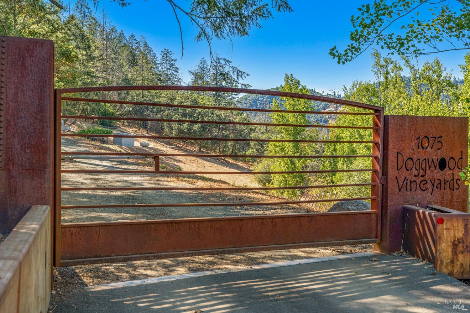 1075 Greenfield Road