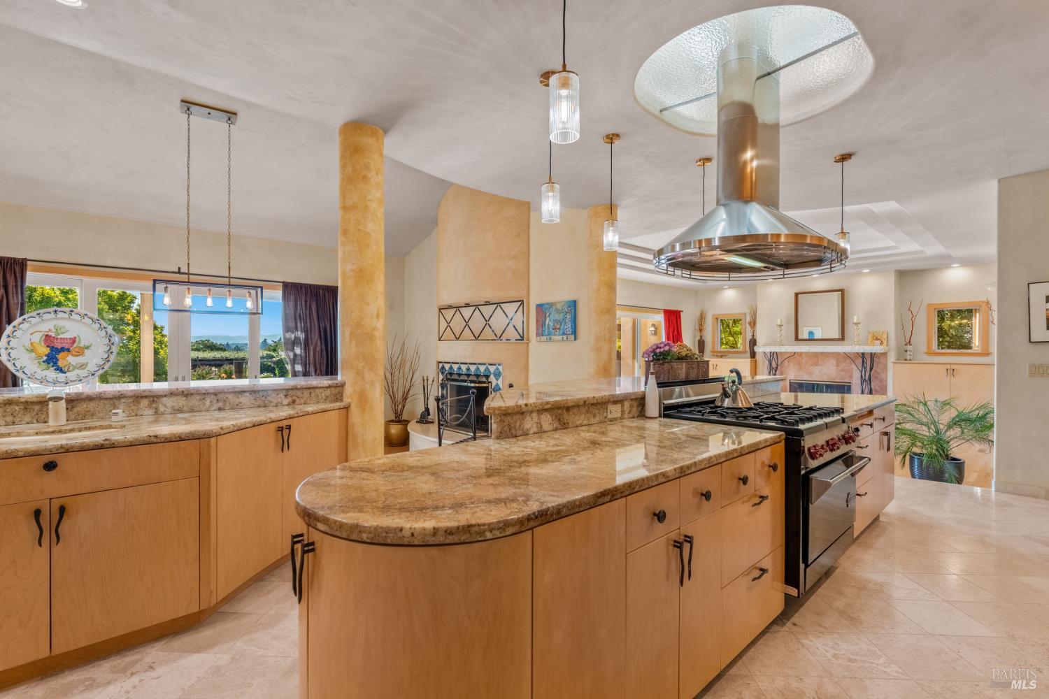 4163 E 3rd Avenue