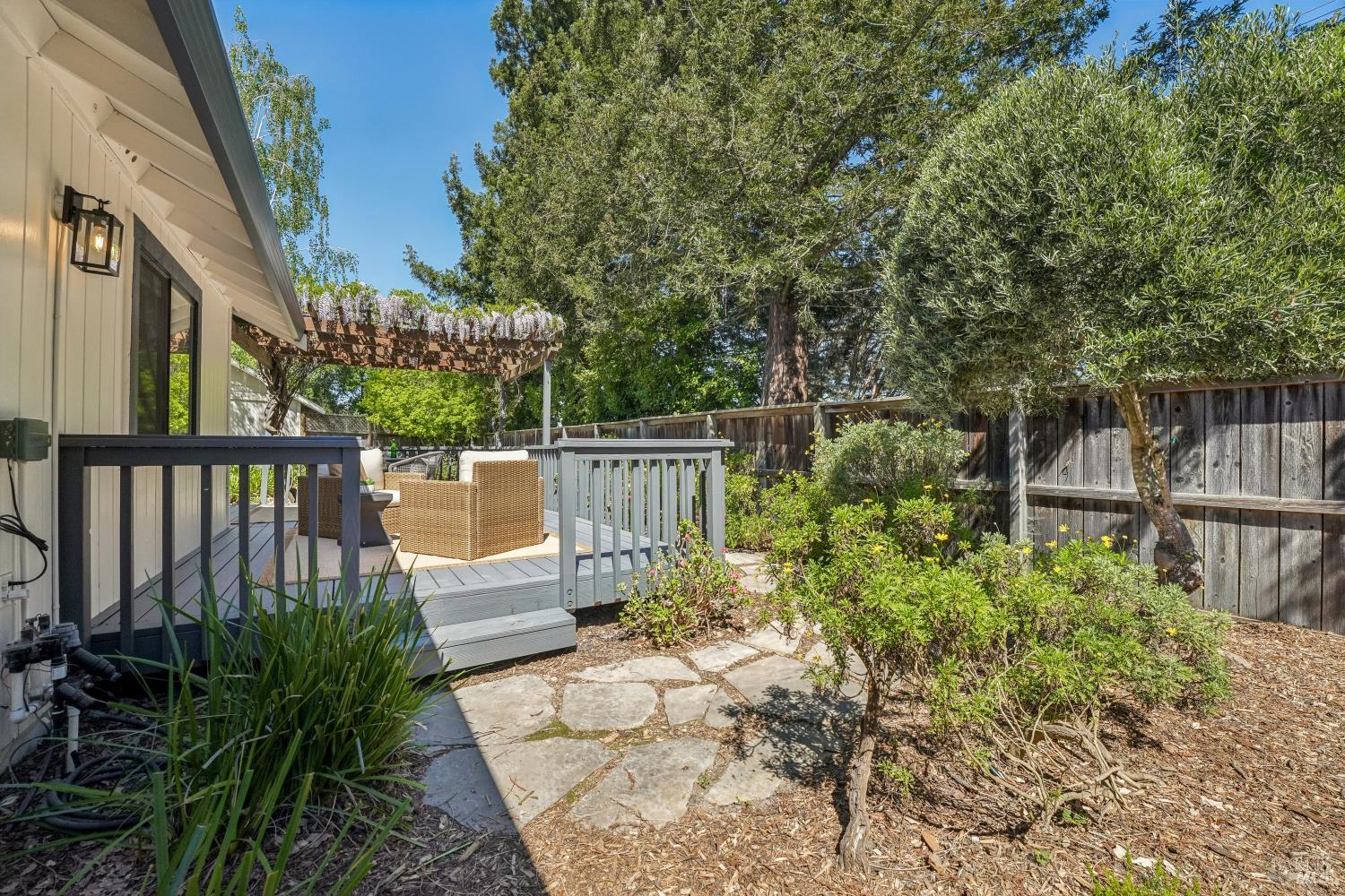 22 Saint Mathews Court