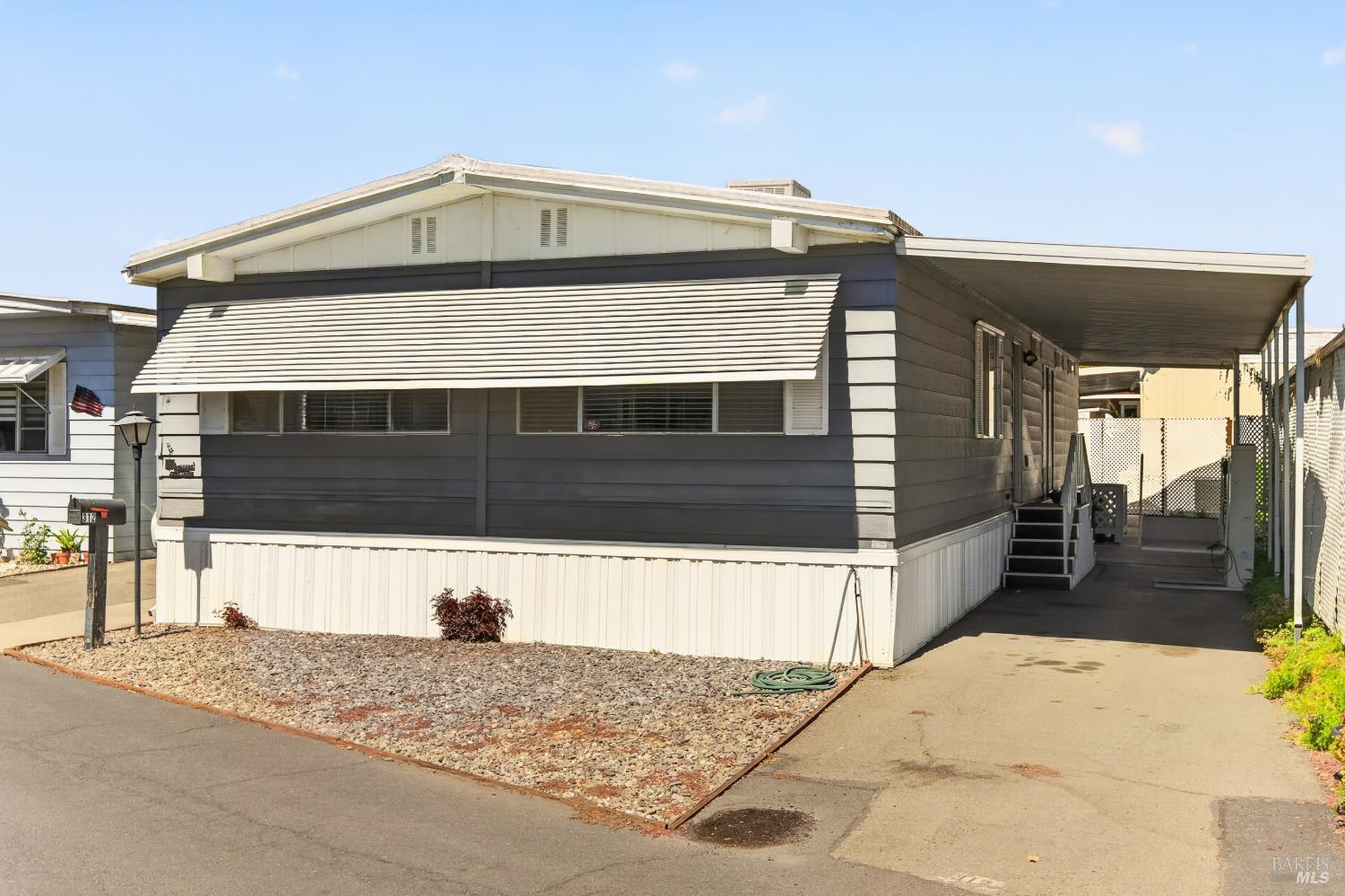 312 Mark Way