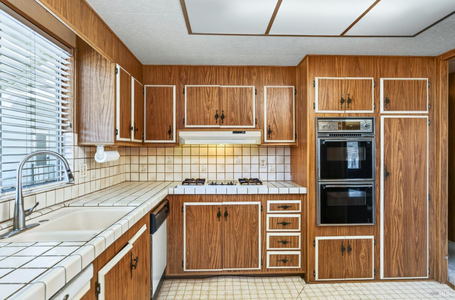 312 Mark Way