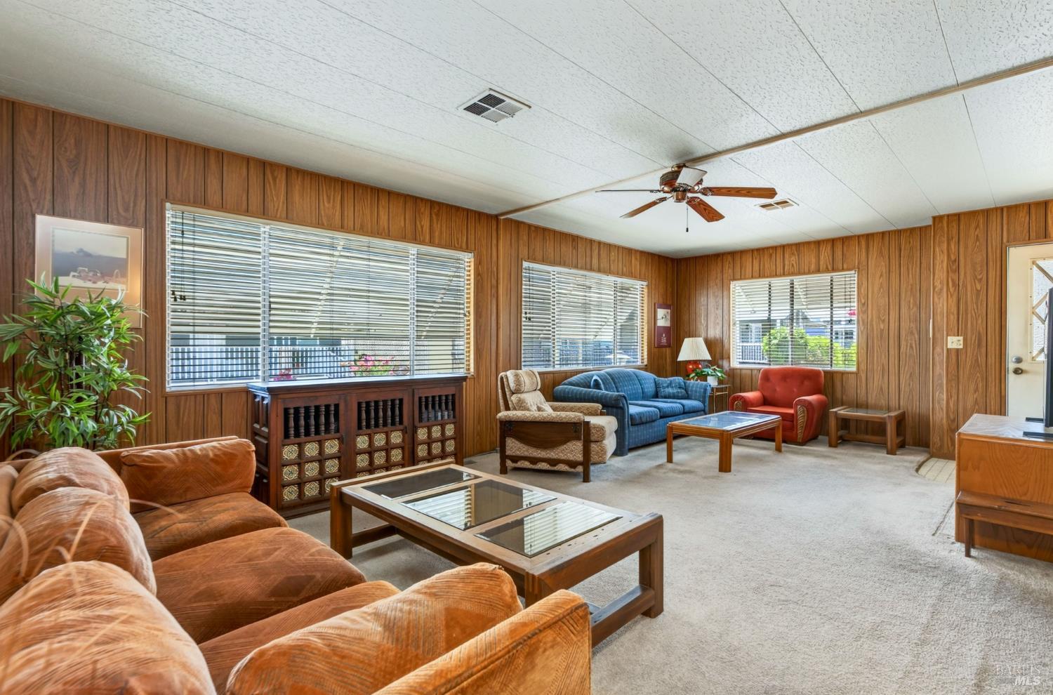 312 Mark Way