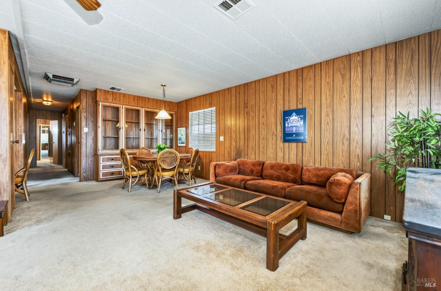 312 Mark Way