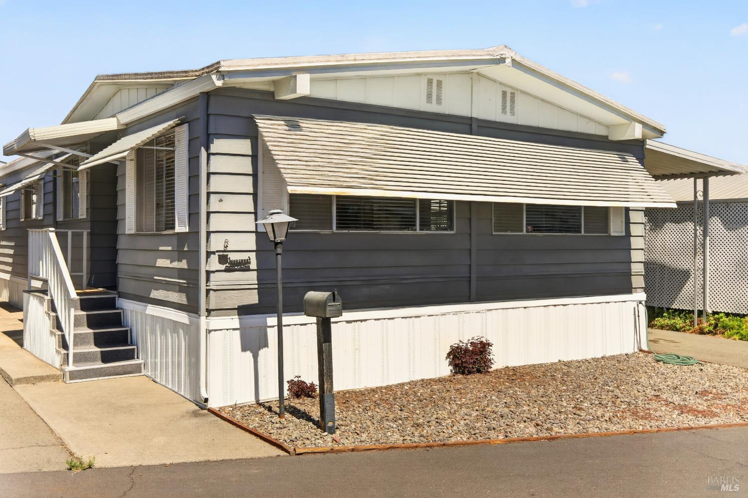 312 Mark Way