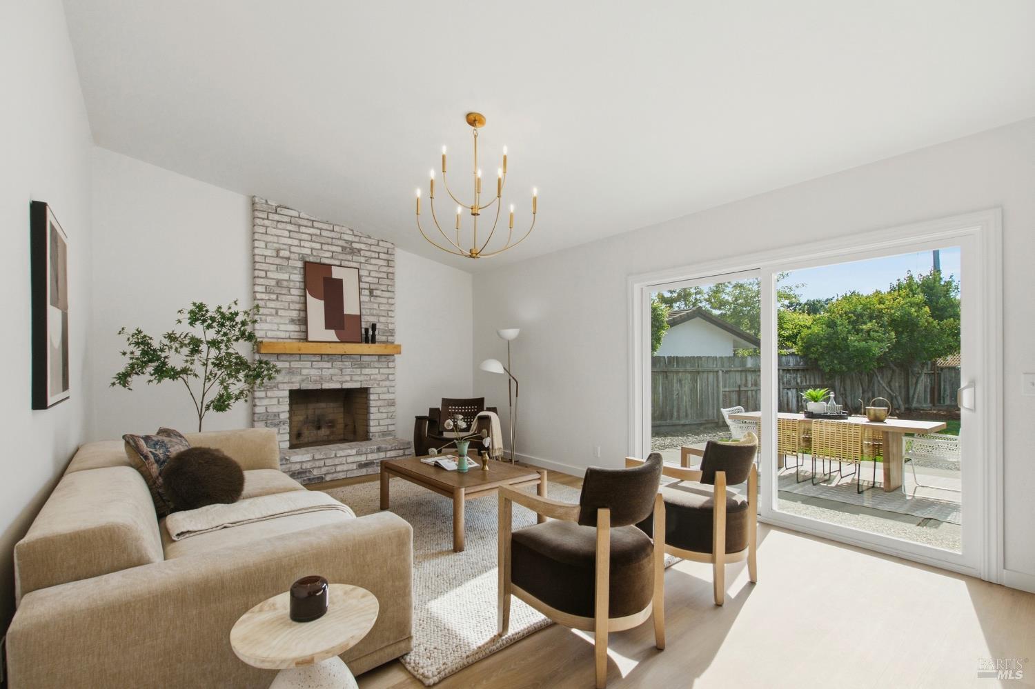 3341 Sunview Drive