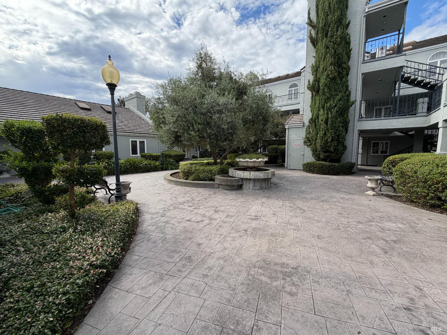3434 Villa Lane Unit: #380