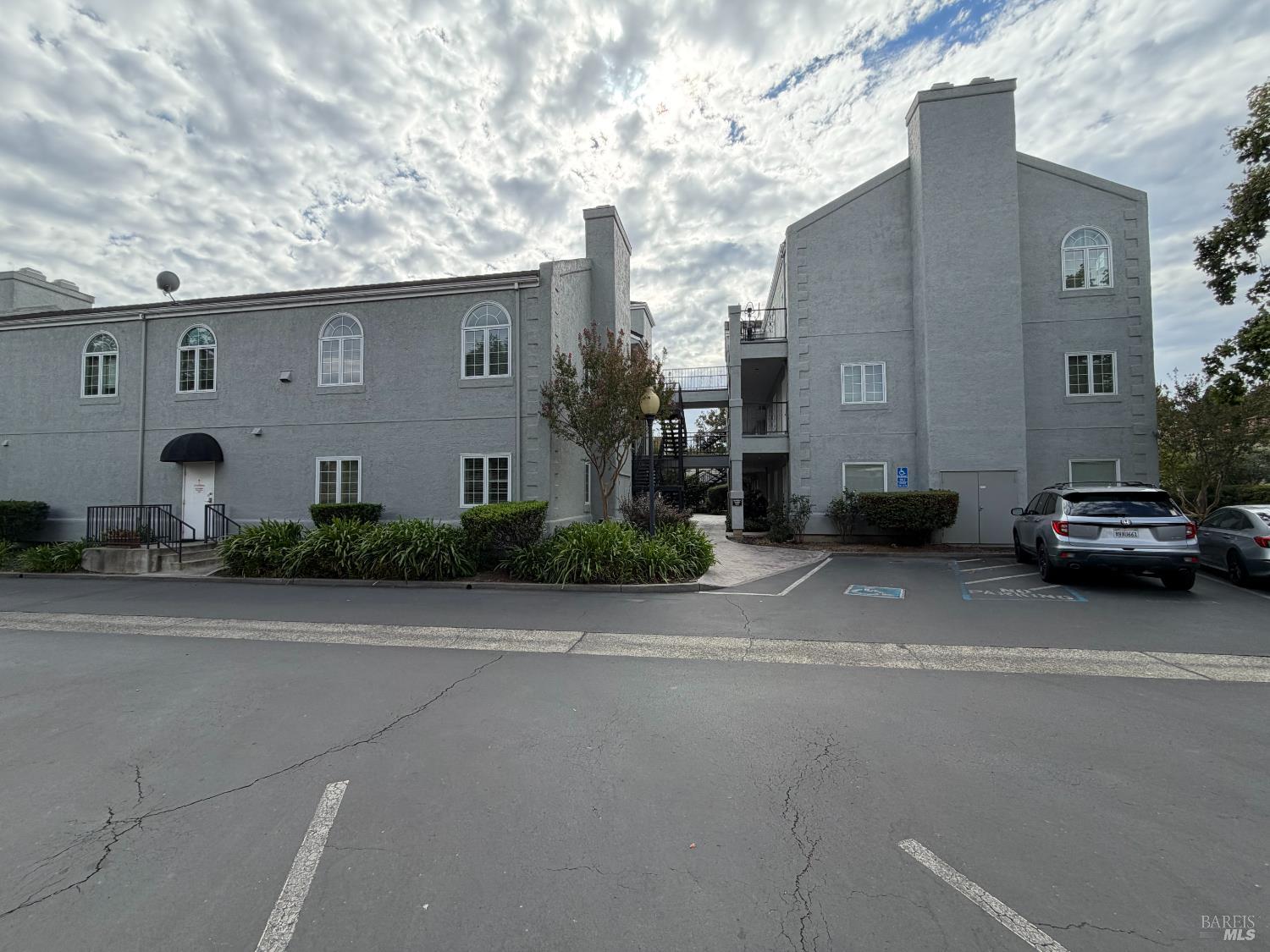 3434 Villa Lane Unit: #380