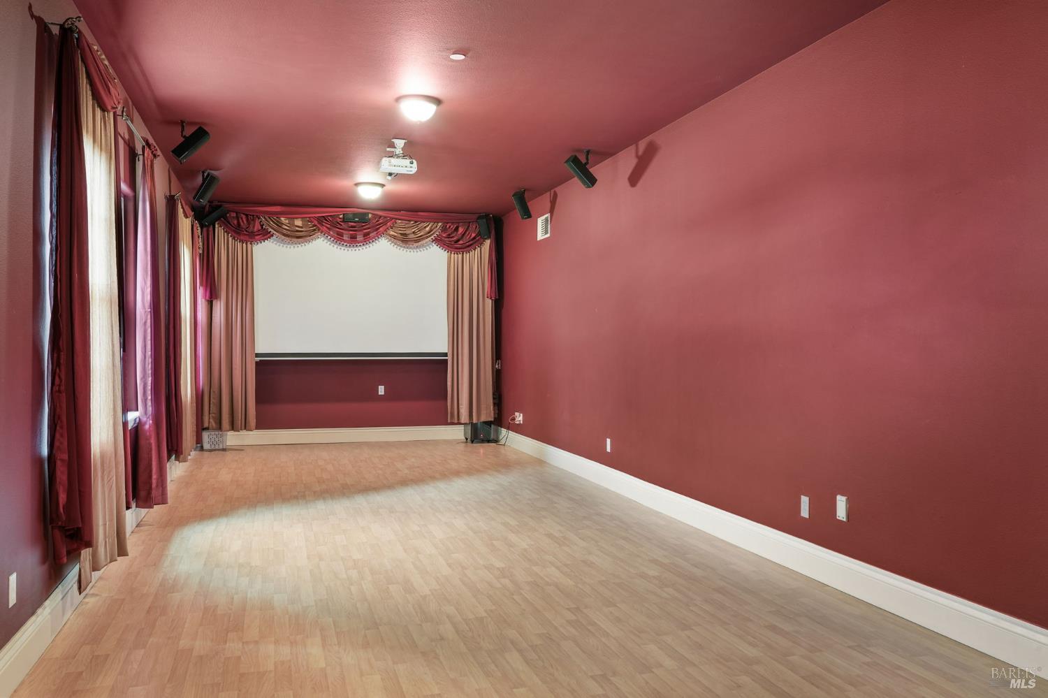 5323 Laurel Ridge Court