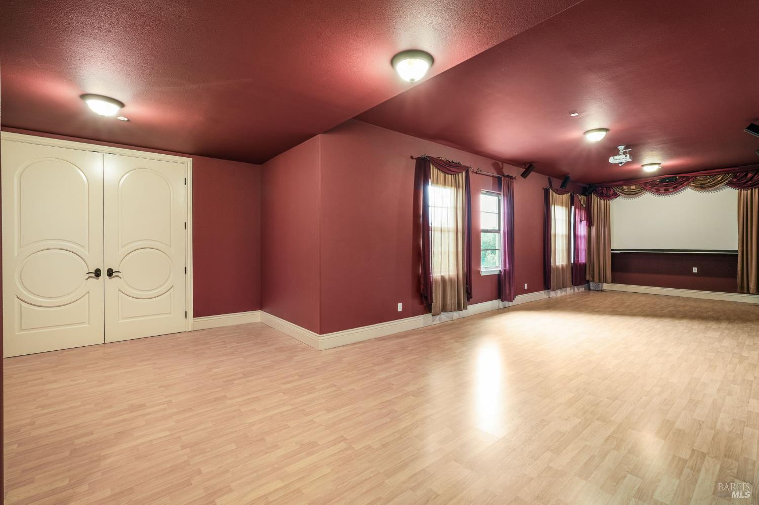 5323 Laurel Ridge Court