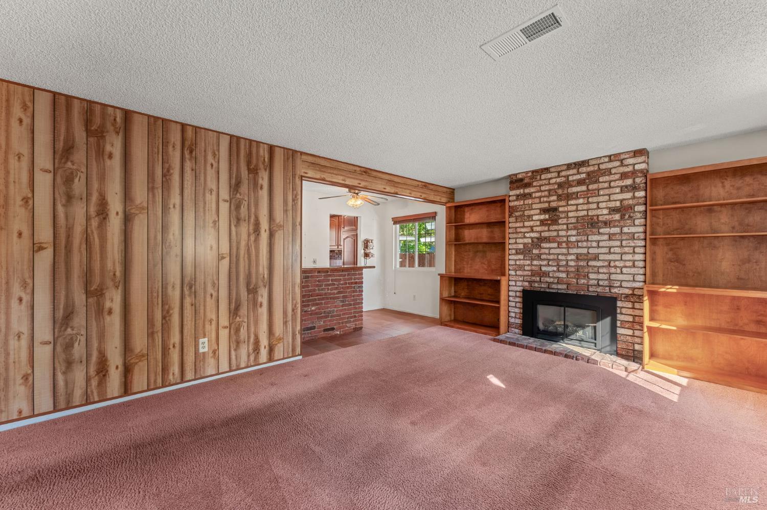 2424 Janis Way