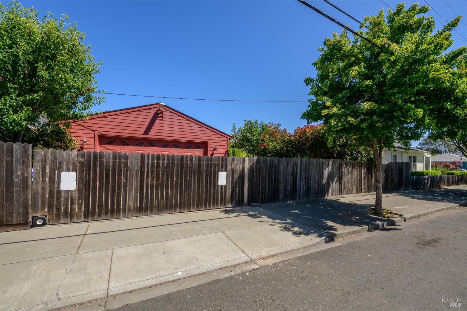 2001 Marin Street
