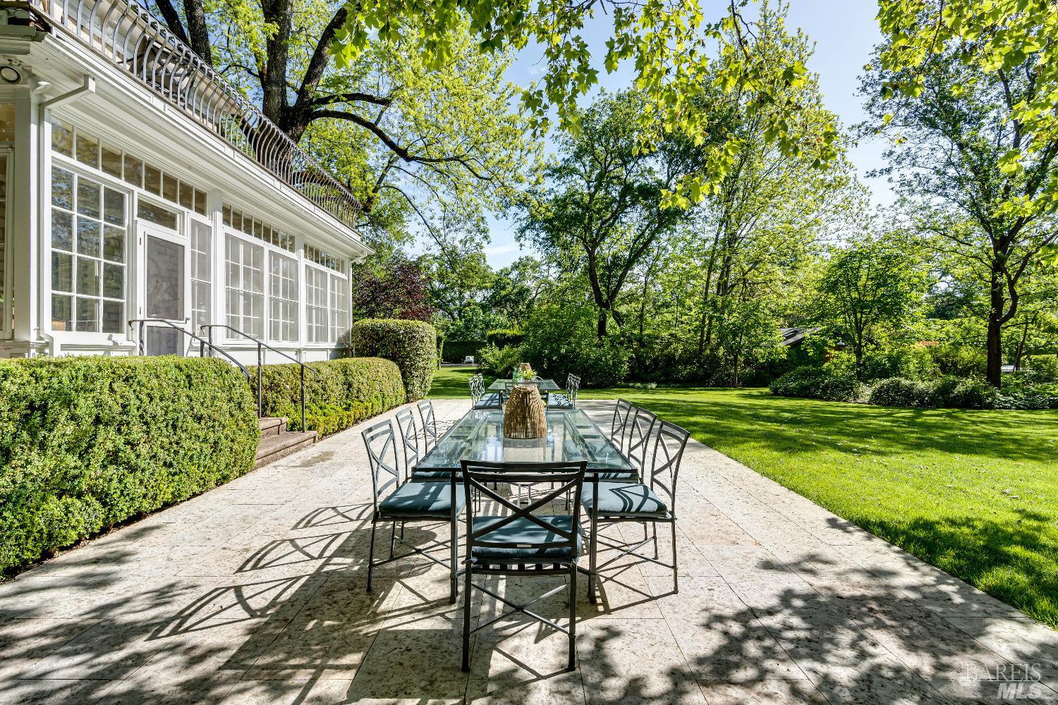 1105 Lodi Lane