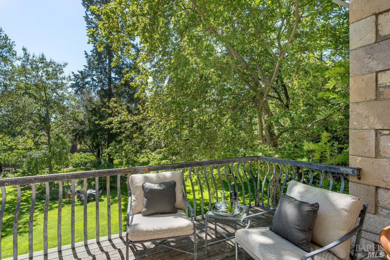 1105 Lodi Lane