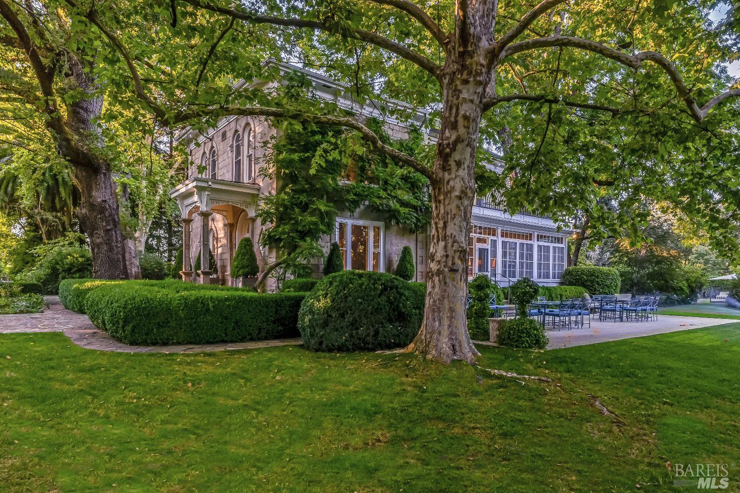 1105 Lodi Lane