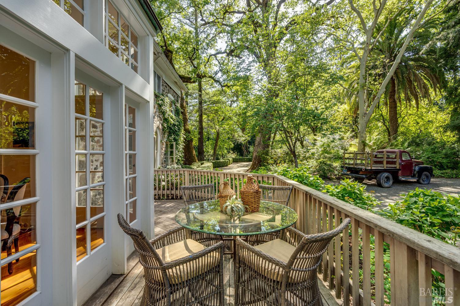 1105 Lodi Lane