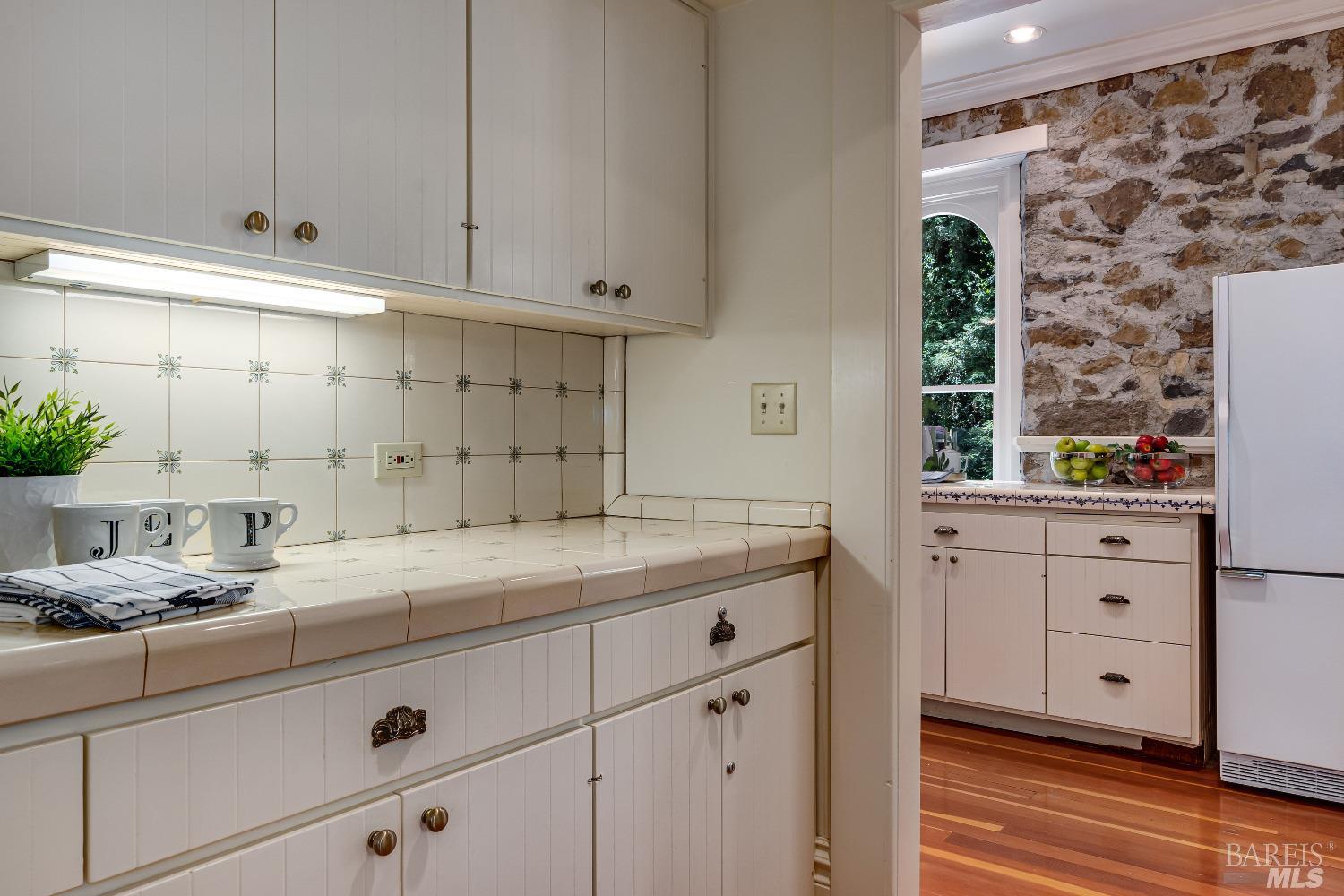 1105 Lodi Lane