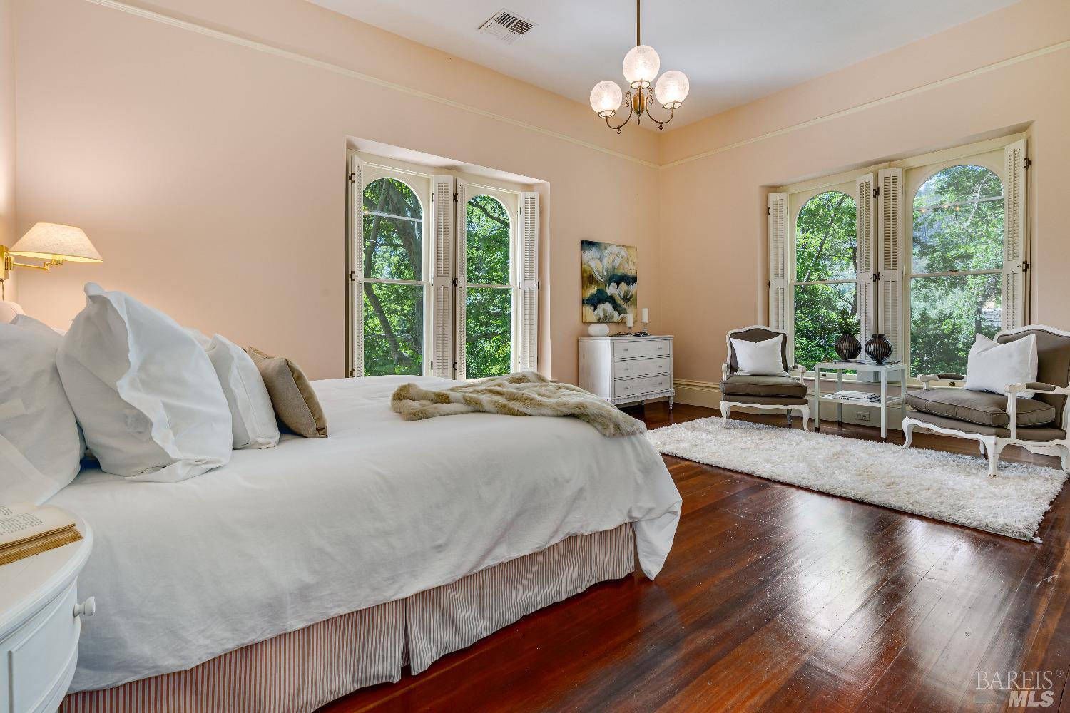 1105 Lodi Lane