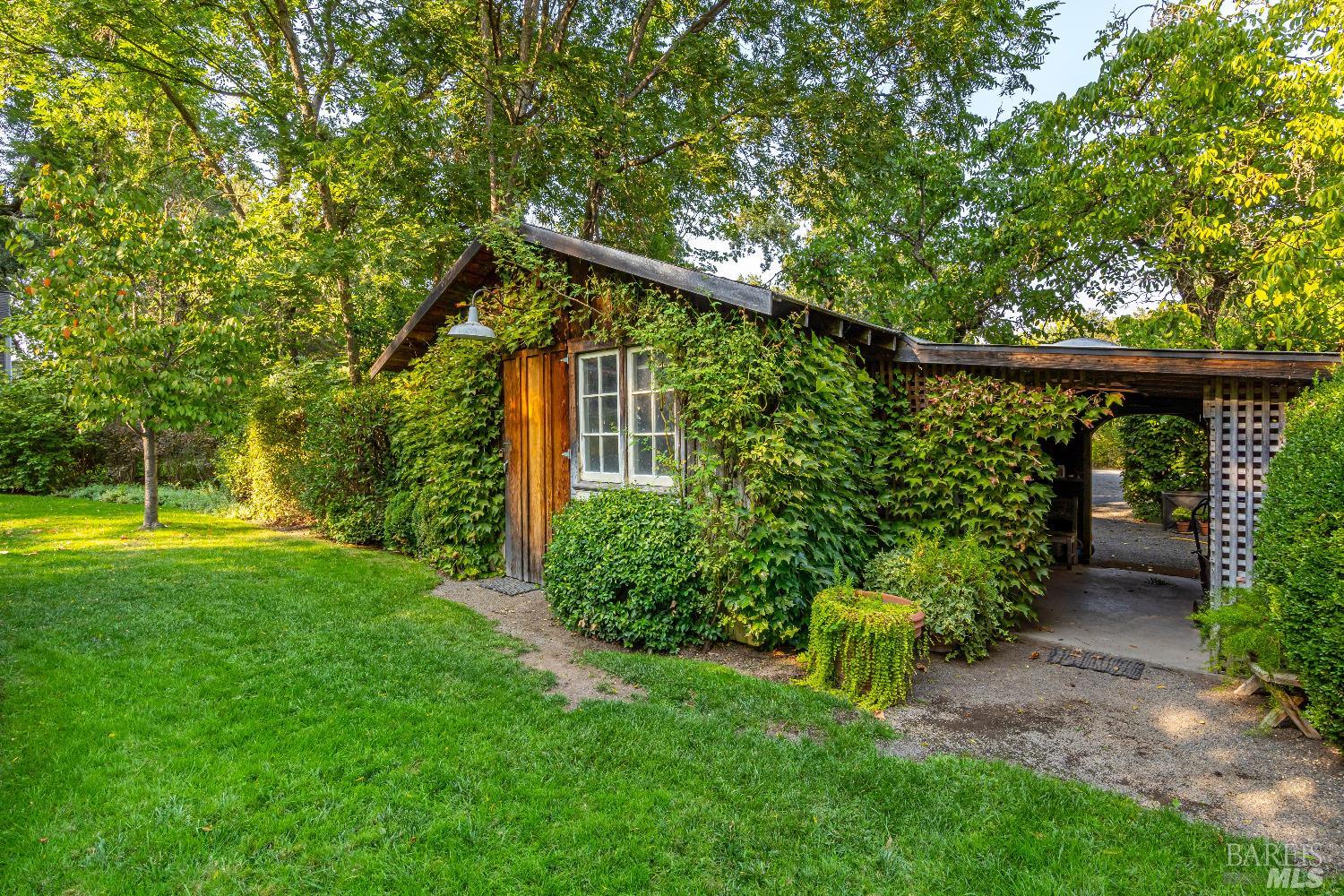 1105 Lodi Lane