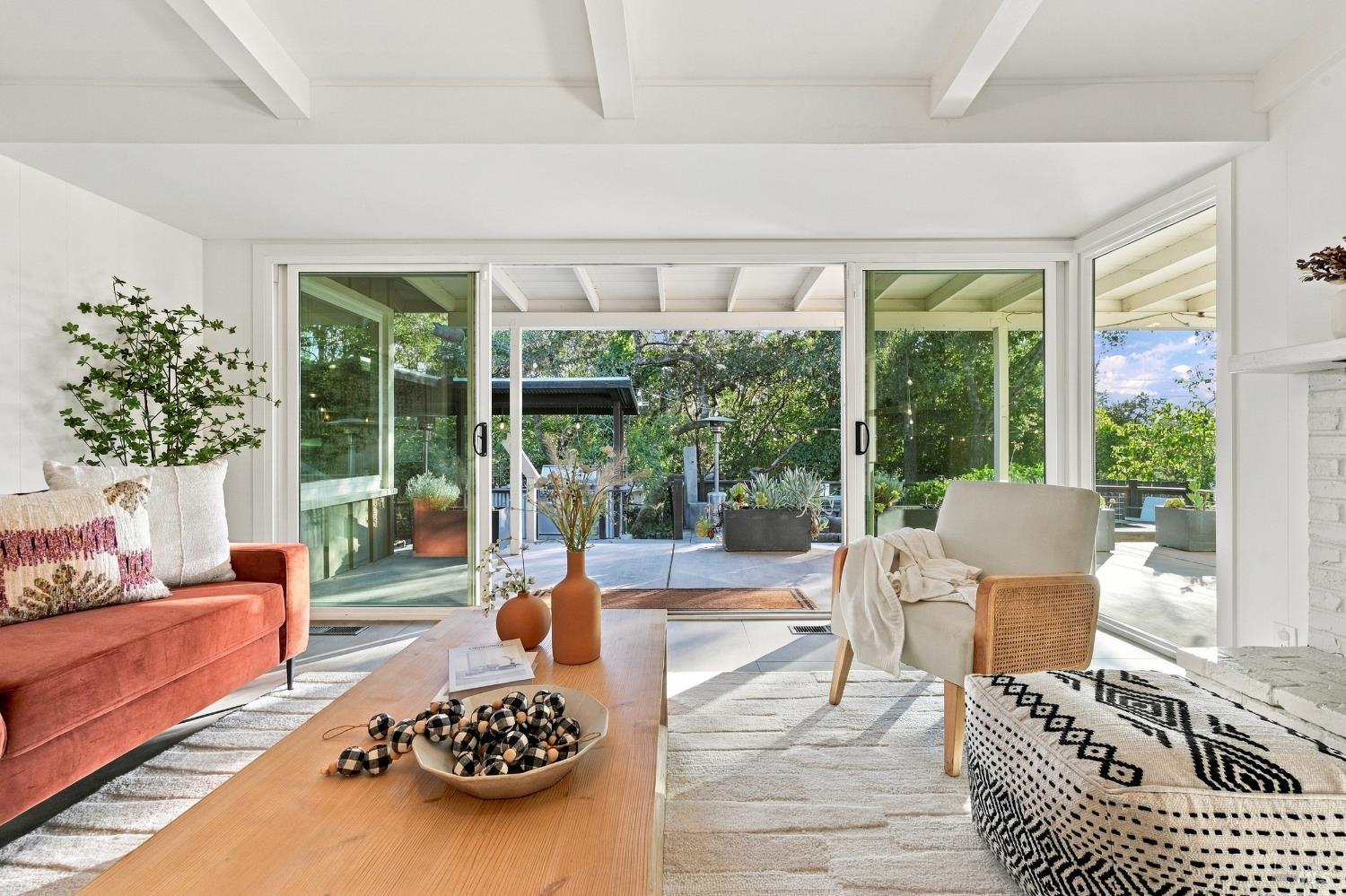 50 Oakcrest Court