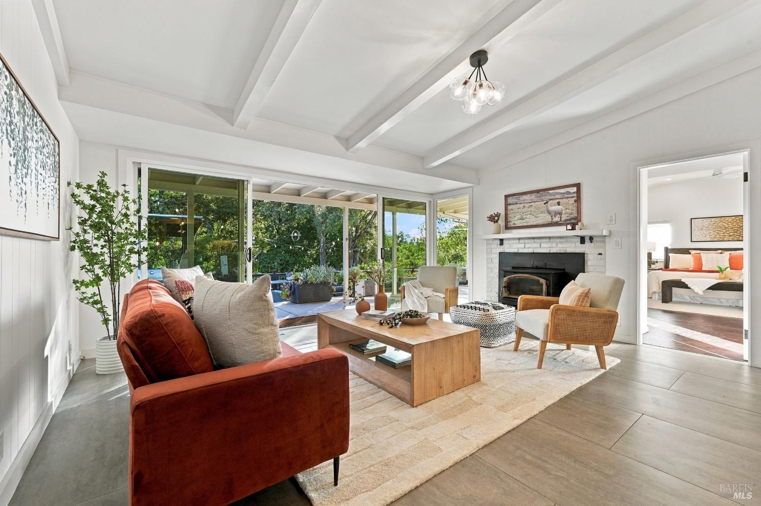 50 Oakcrest Court