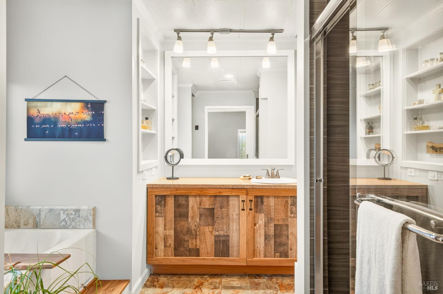 6468 Washington Street Unit: #66