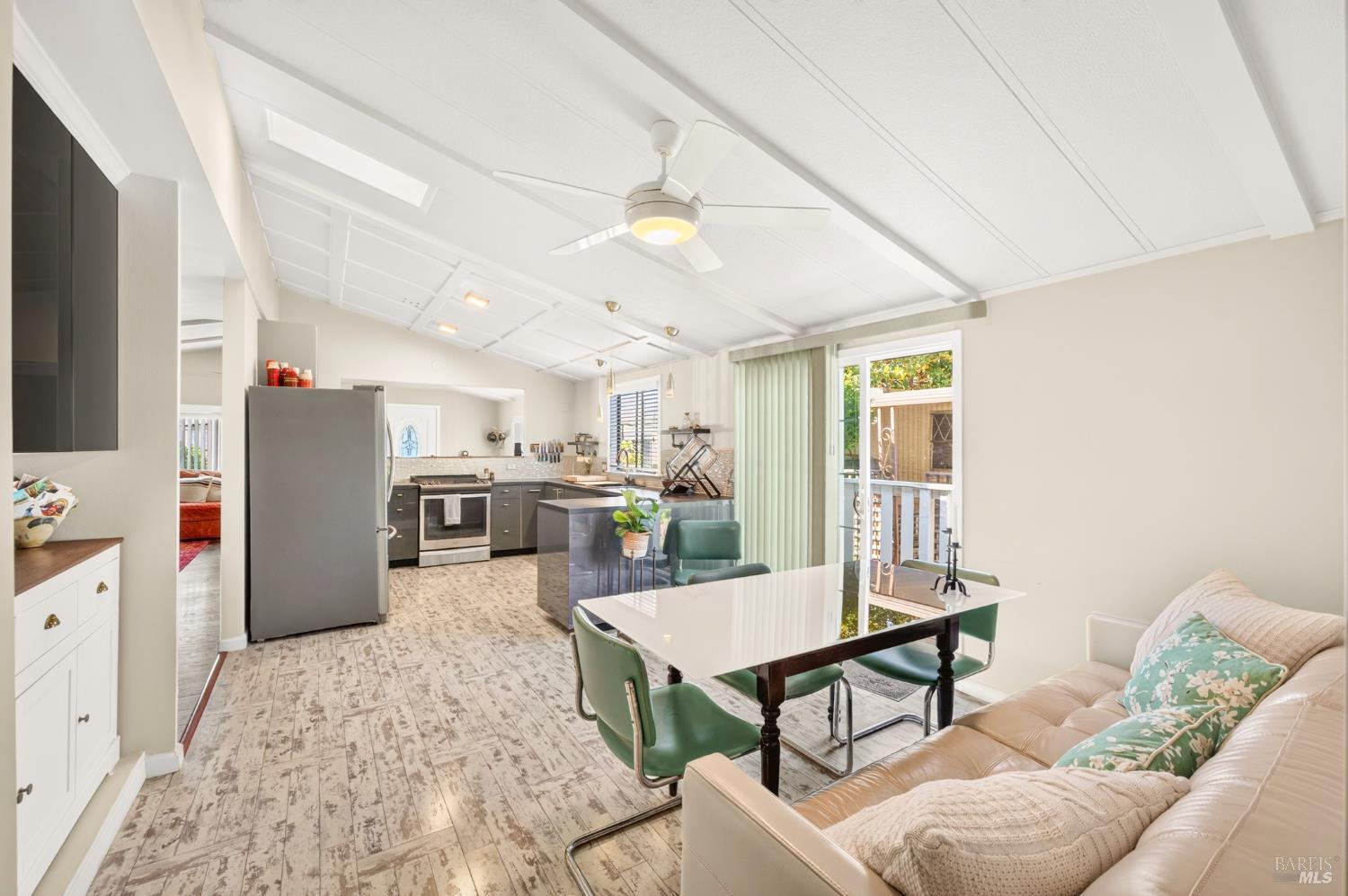 6468 Washington Street Unit: #66