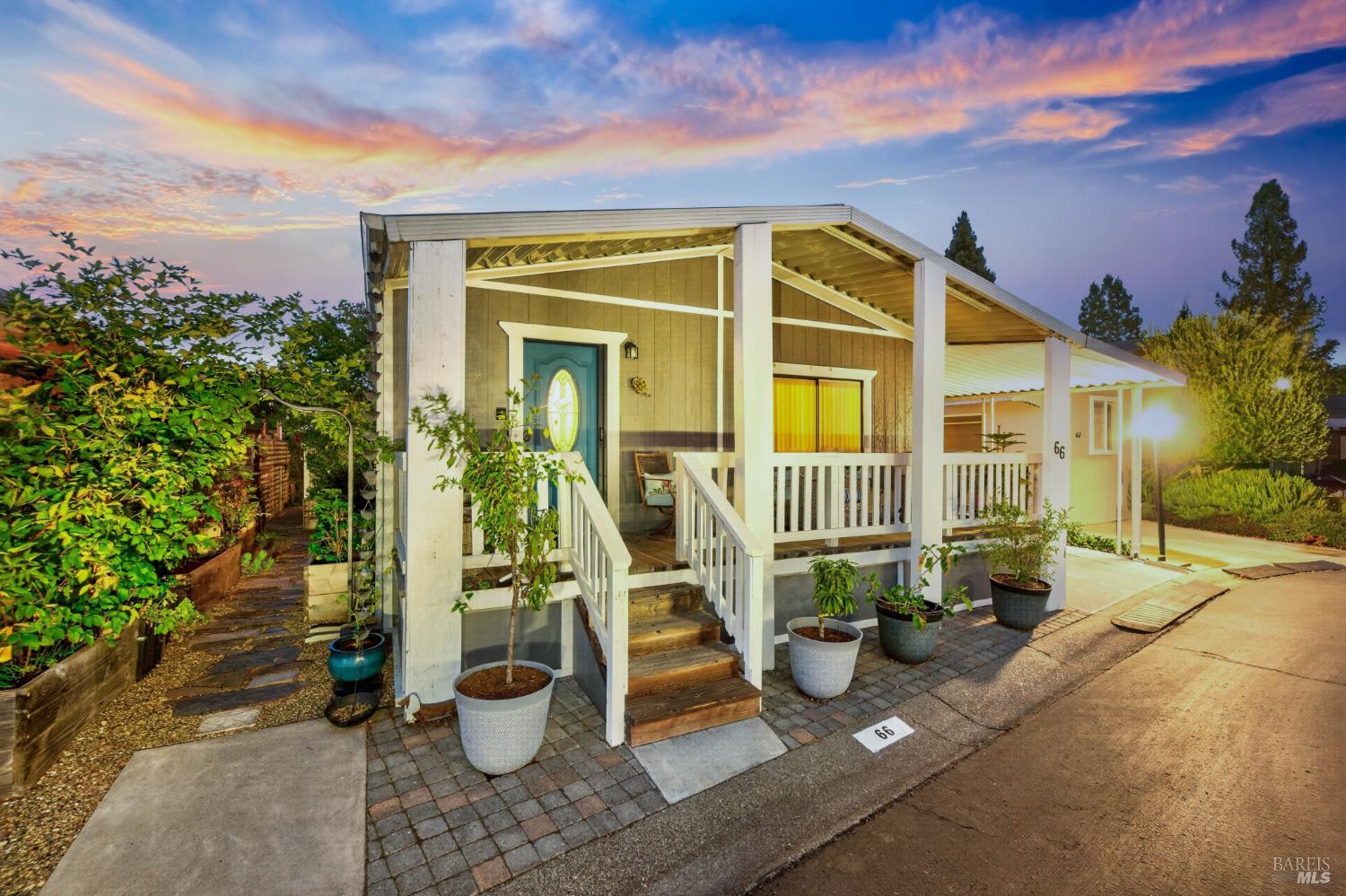 6468 Washington Street Unit: #66
