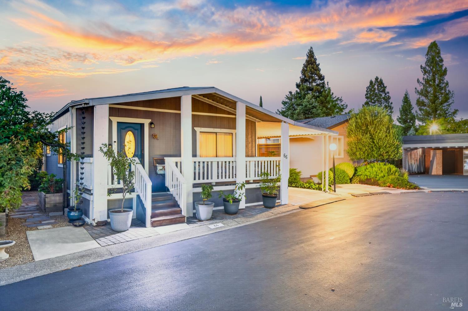 6468 Washington Street Unit: #66