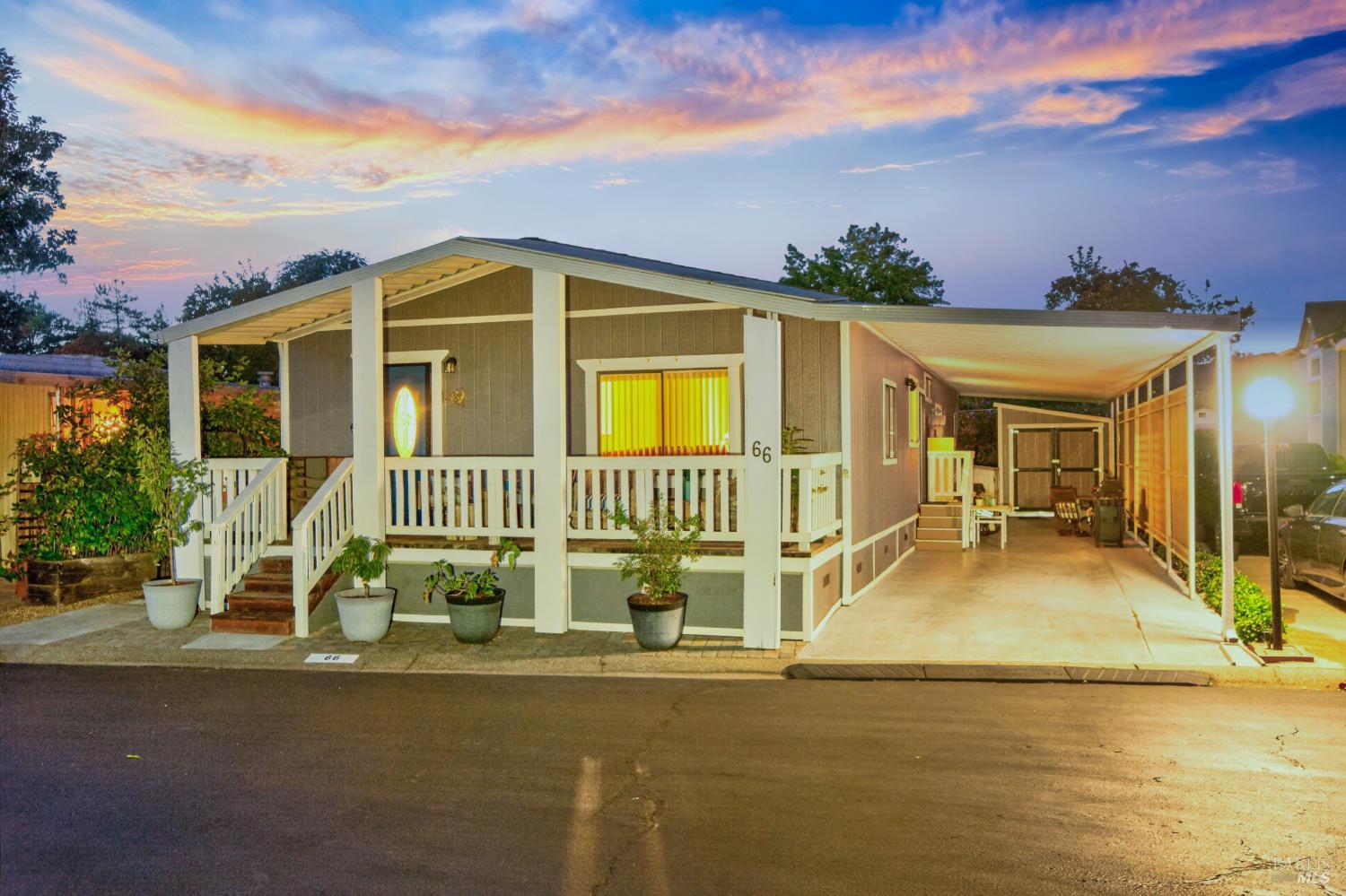 6468 Washington Street Unit: #66