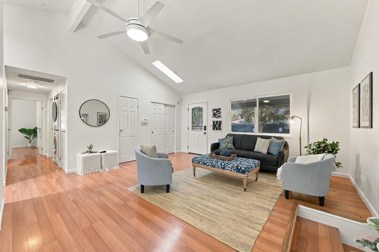 600 4th Street