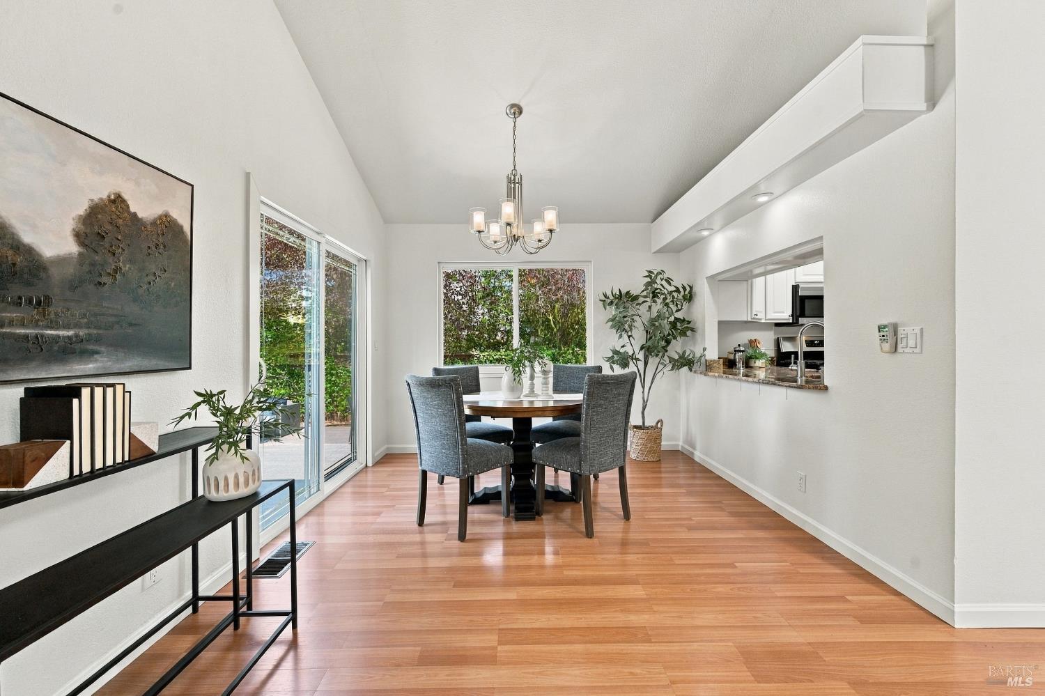 600 4th Street