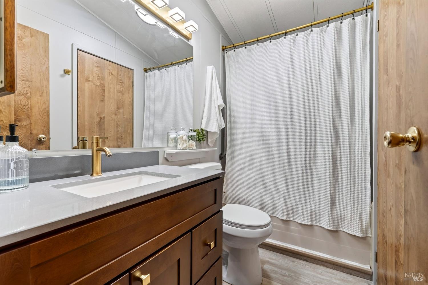 6468 Washington Street Unit: #80