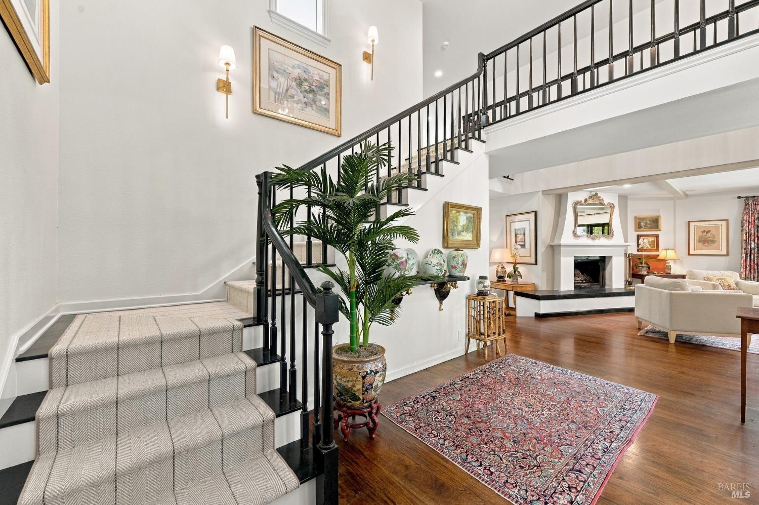 9 Burning Tree Court