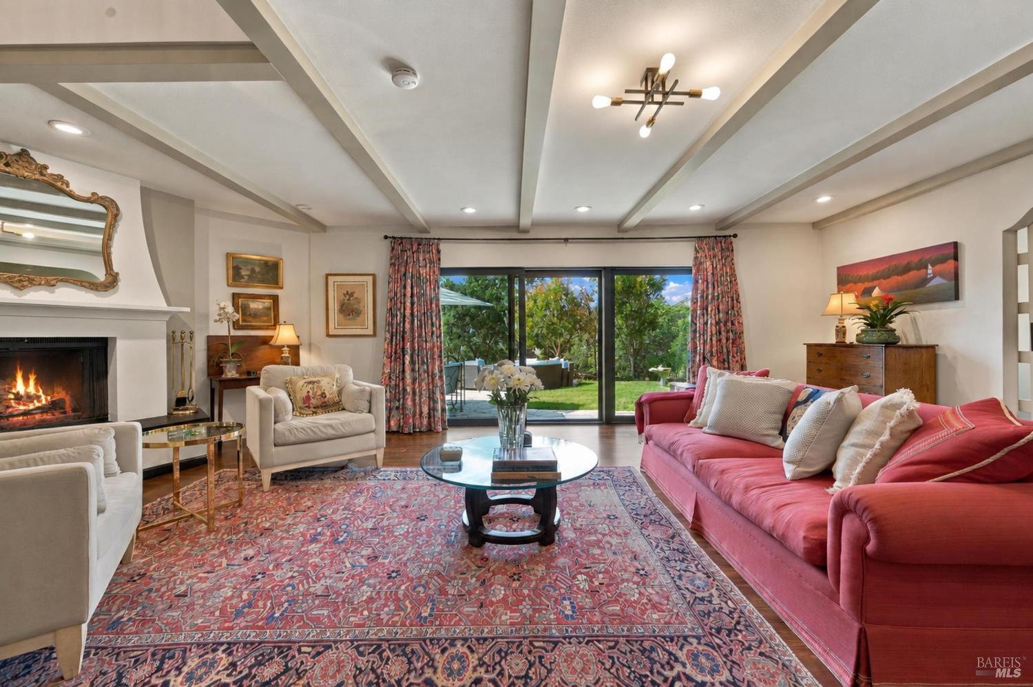 9 Burning Tree Court