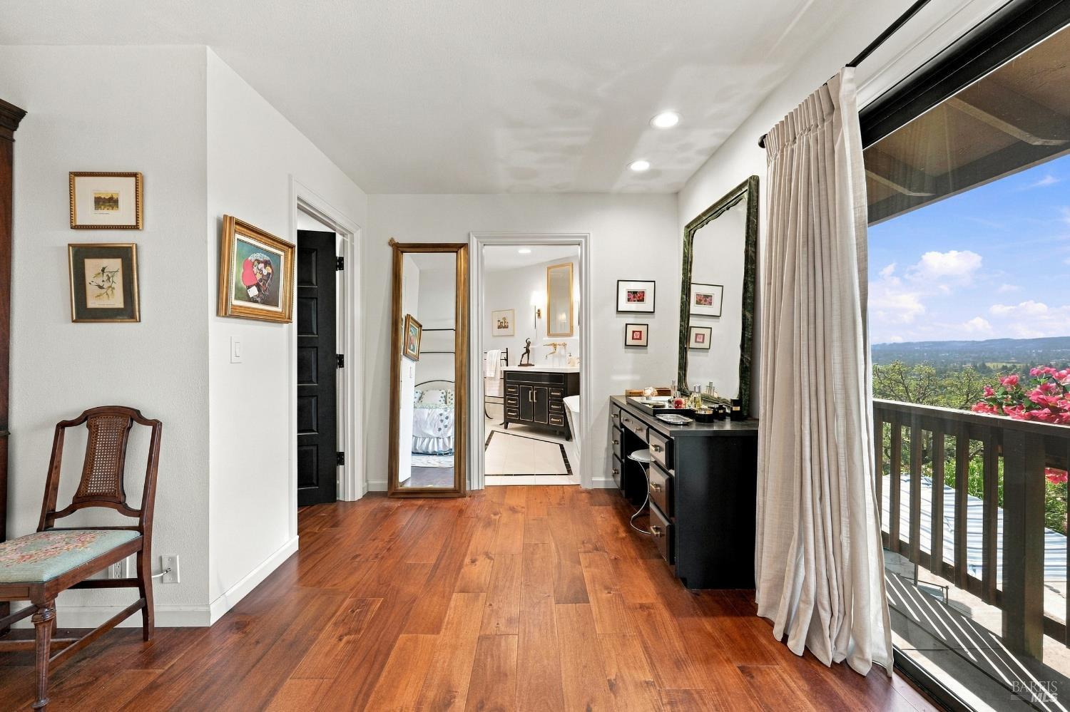 9 Burning Tree Court