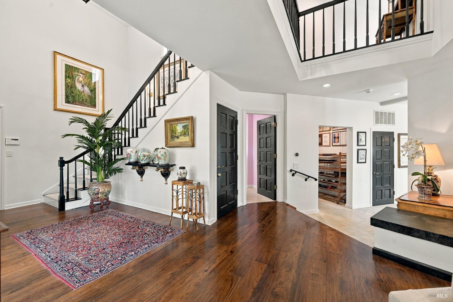 9 Burning Tree Court