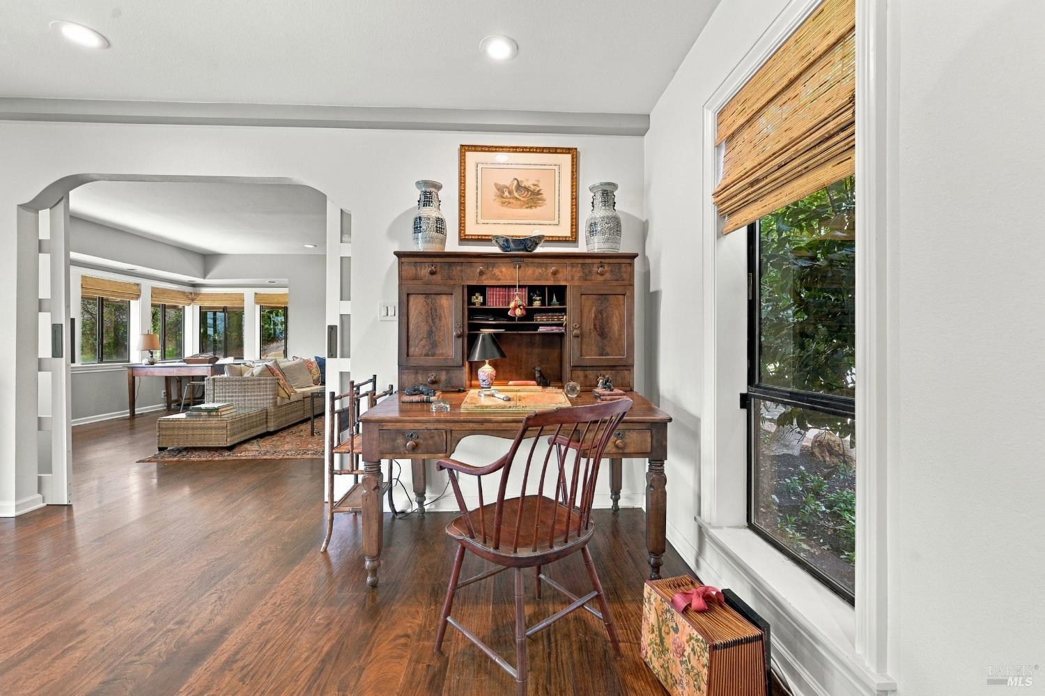 9 Burning Tree Court
