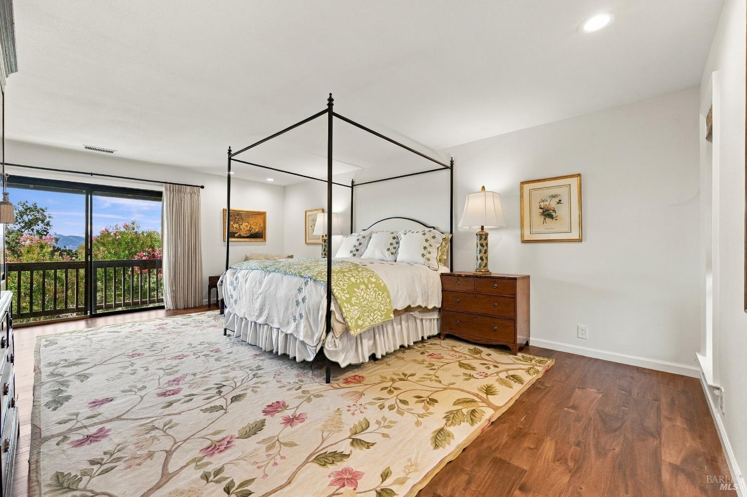 9 Burning Tree Court