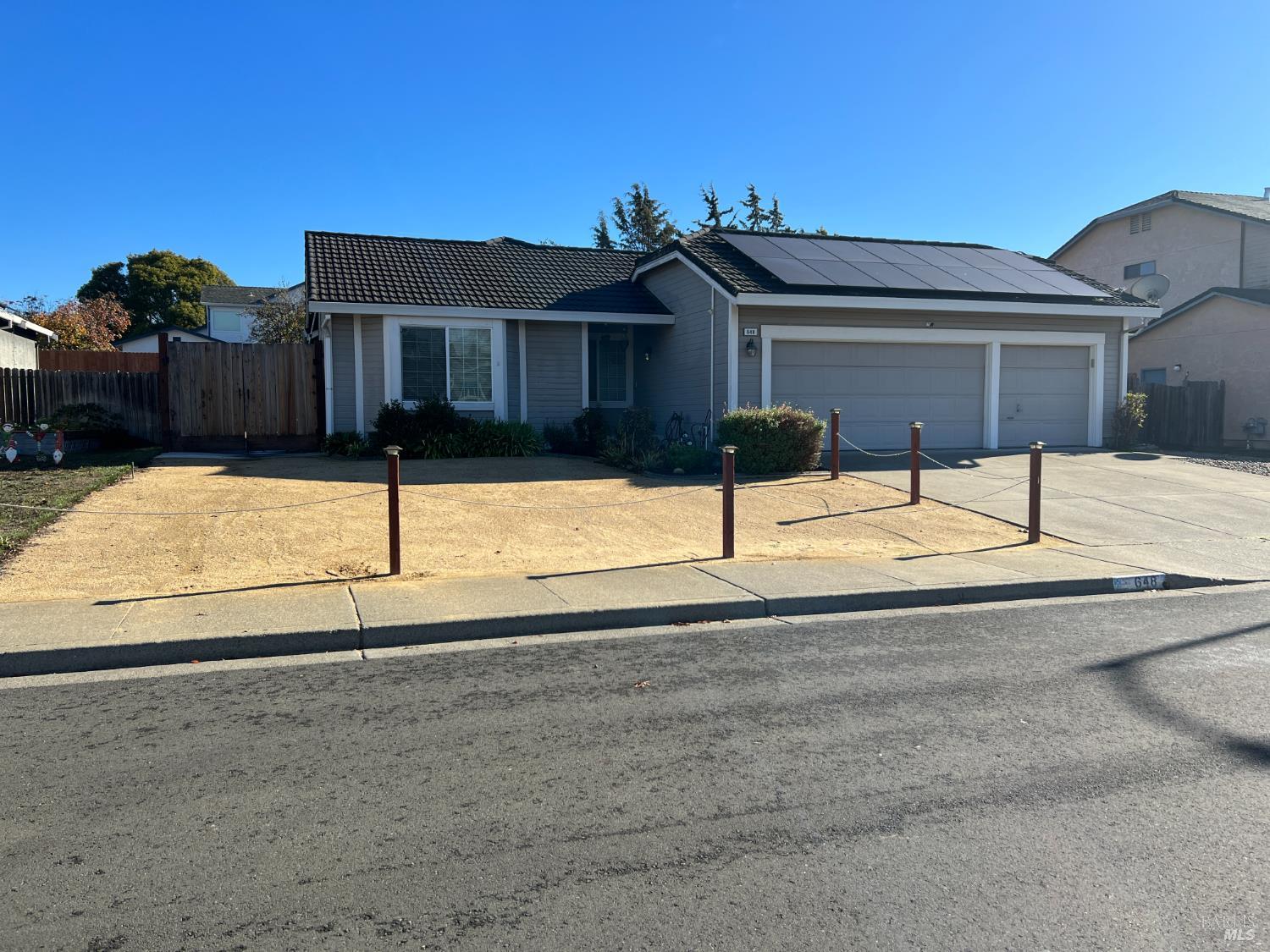 648 Chaucer Lane