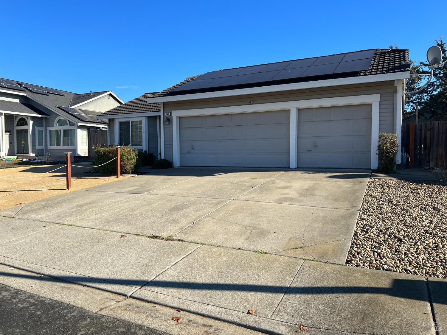 648 Chaucer Lane