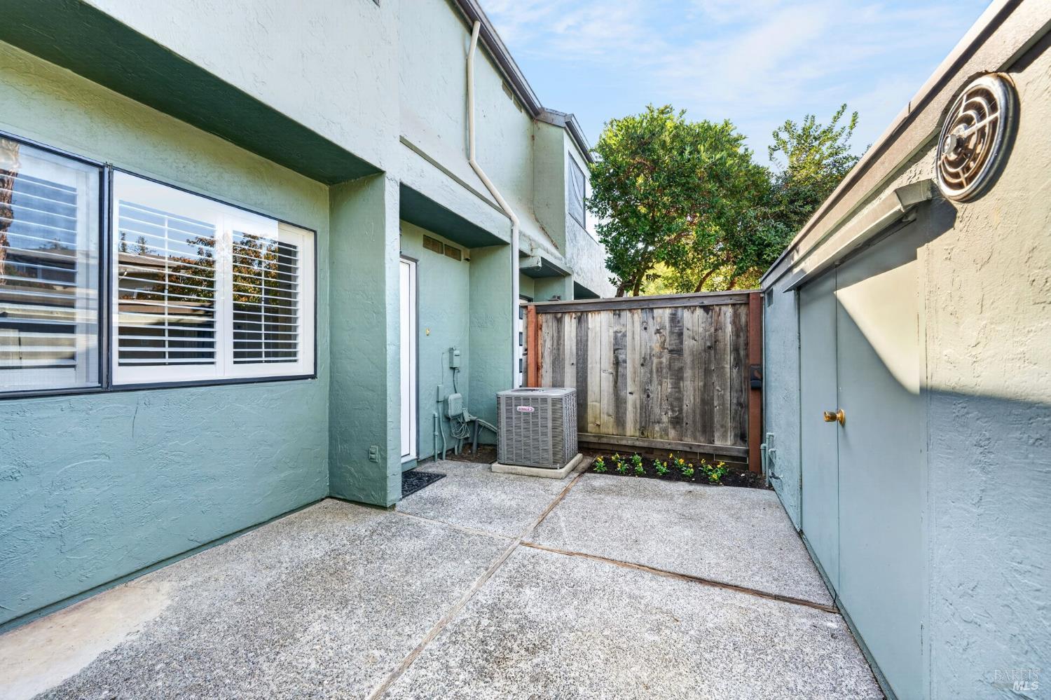 3576 Shelter Creek Drive