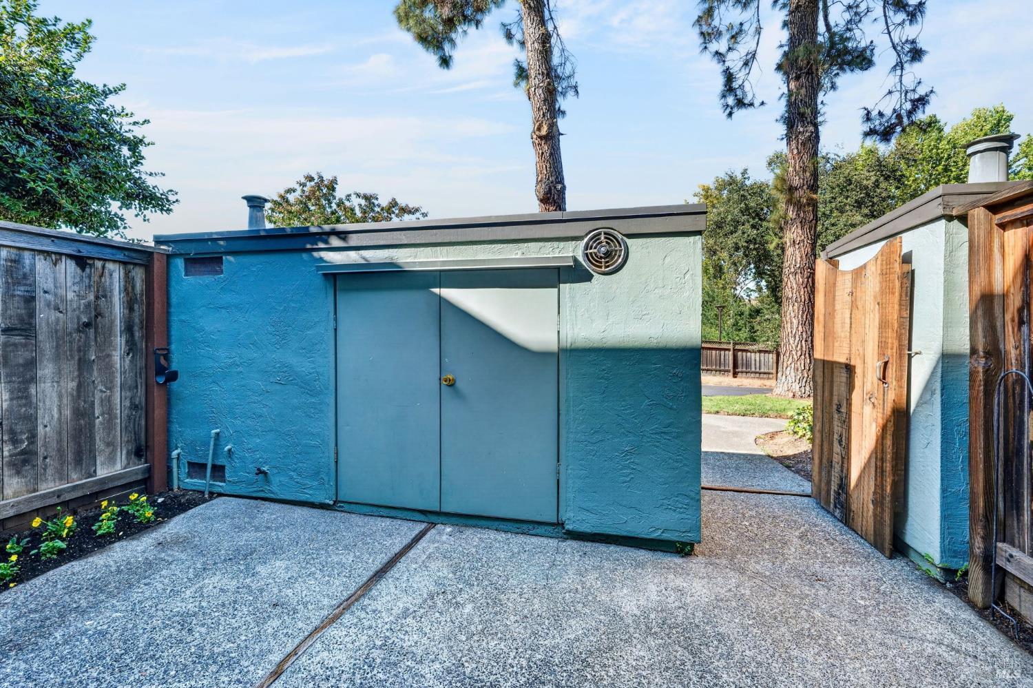 3576 Shelter Creek Drive