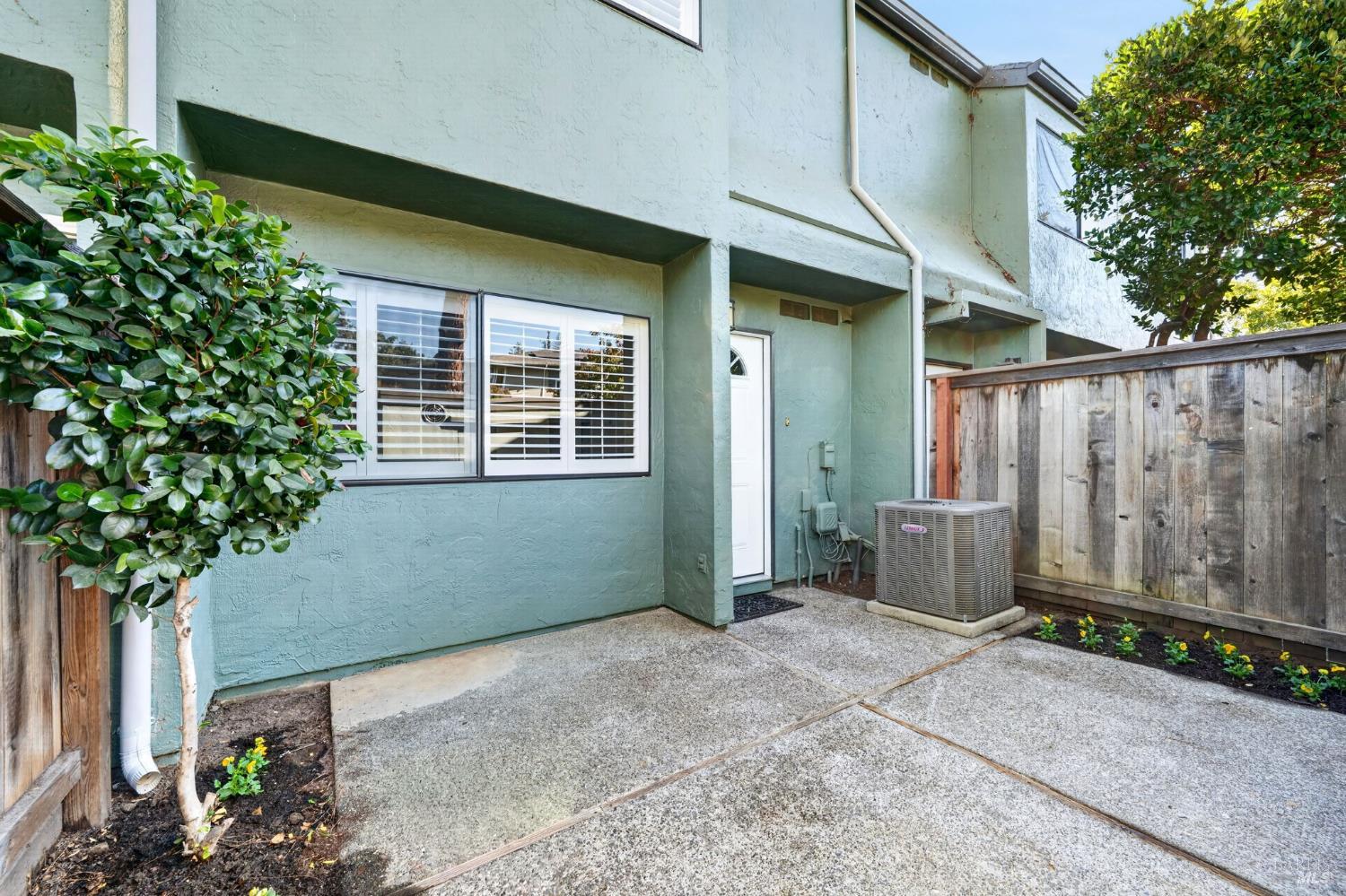 3576 Shelter Creek Drive