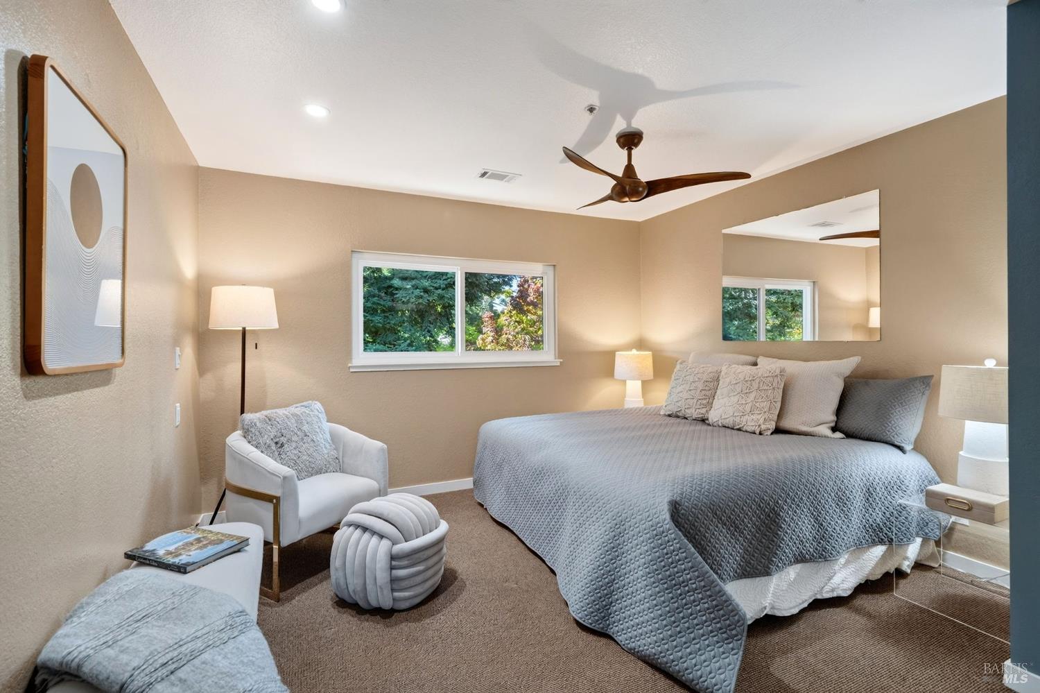 27 Blossom Court W