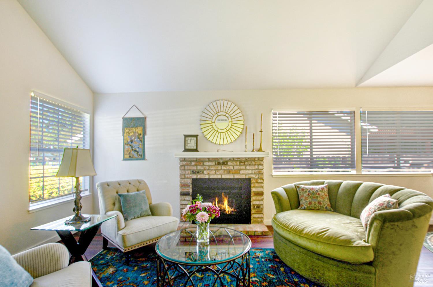 2338 Lakepark Drive