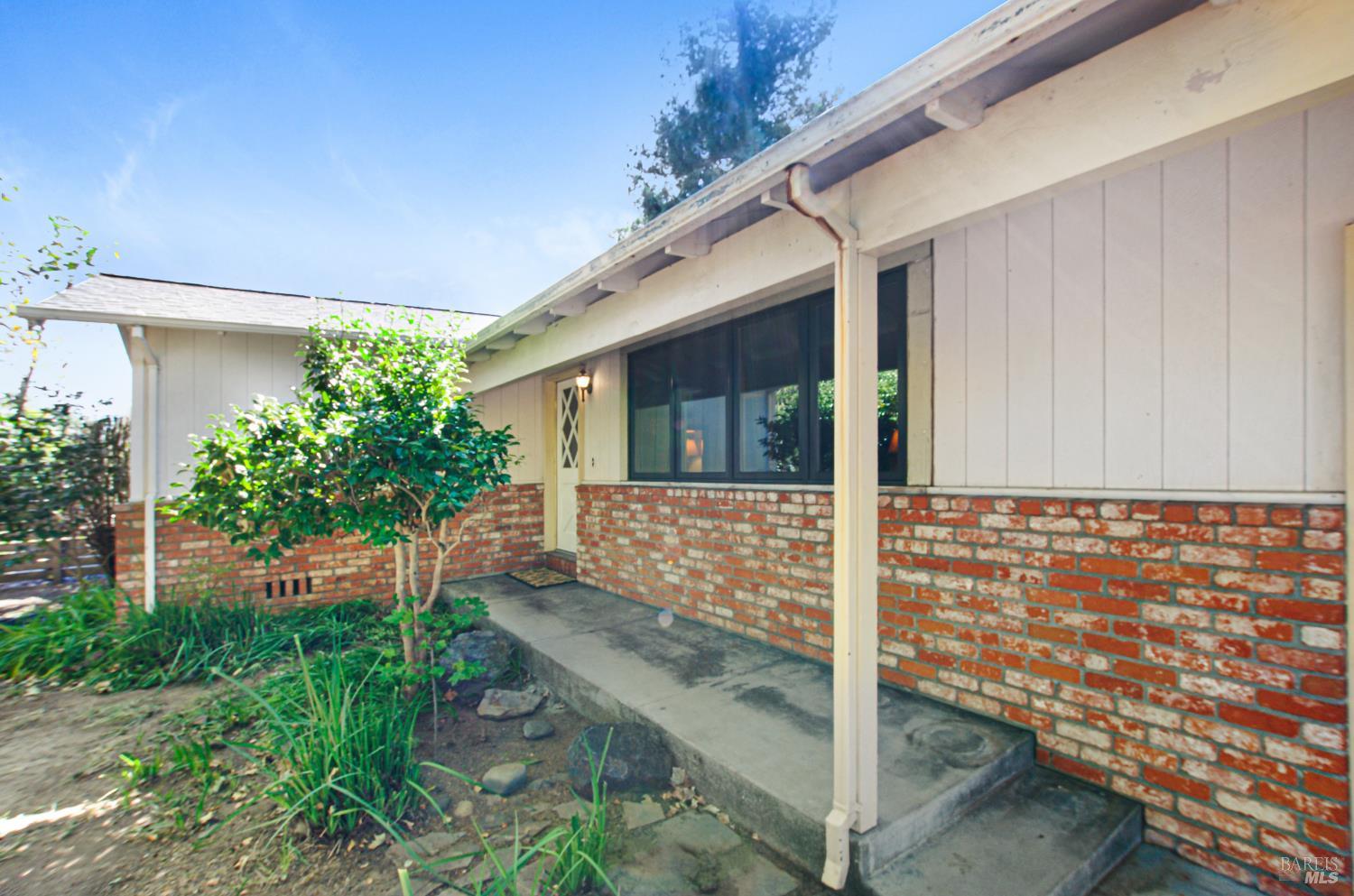 346 Lake Street