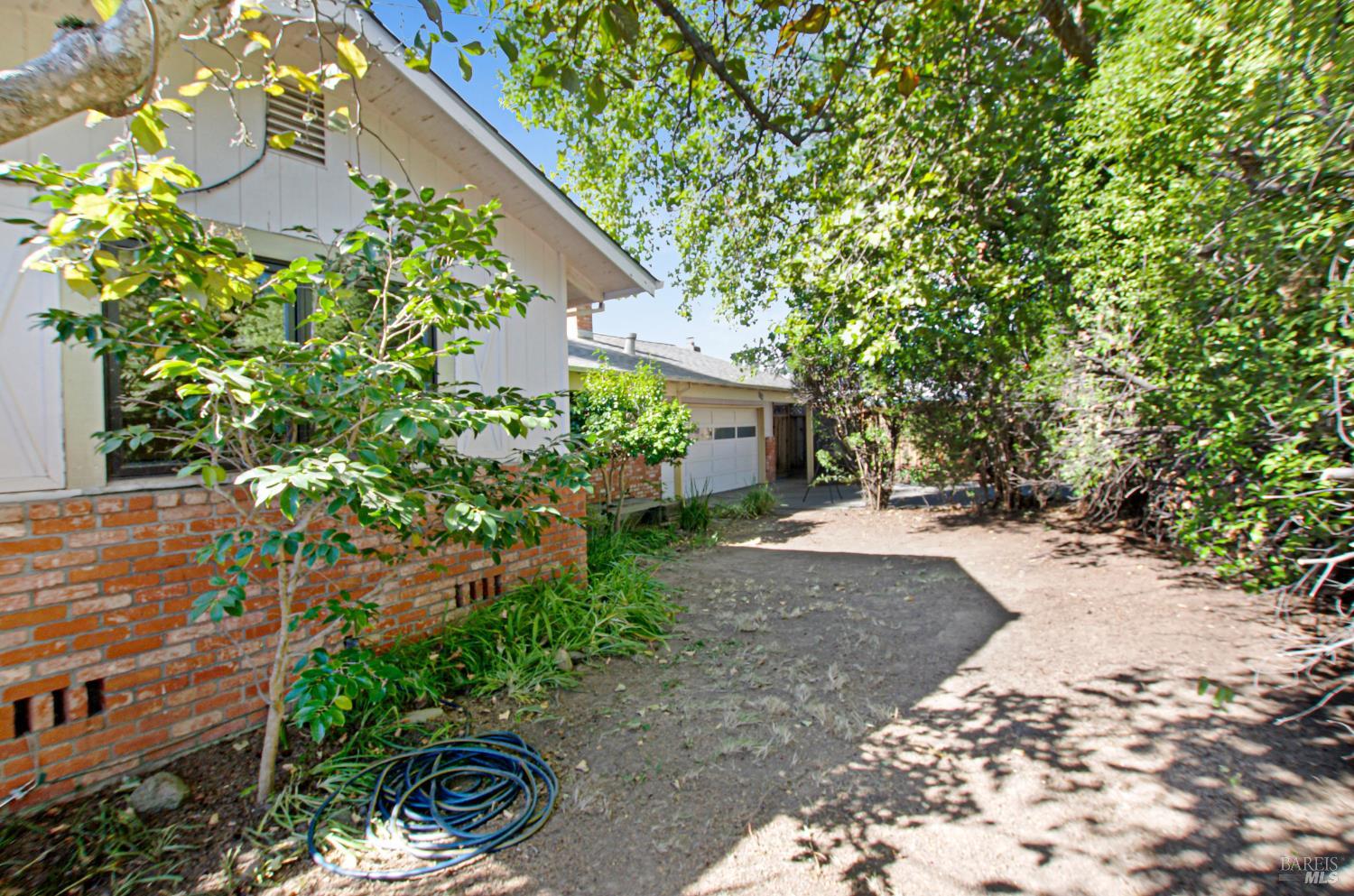 346 Lake Street