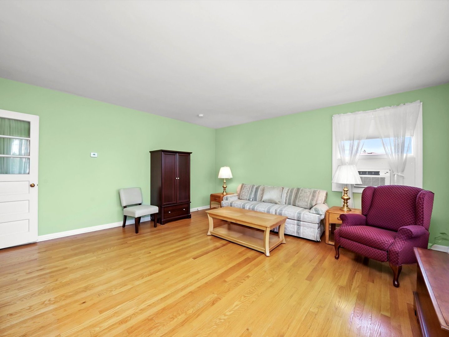92 N Wolf Road