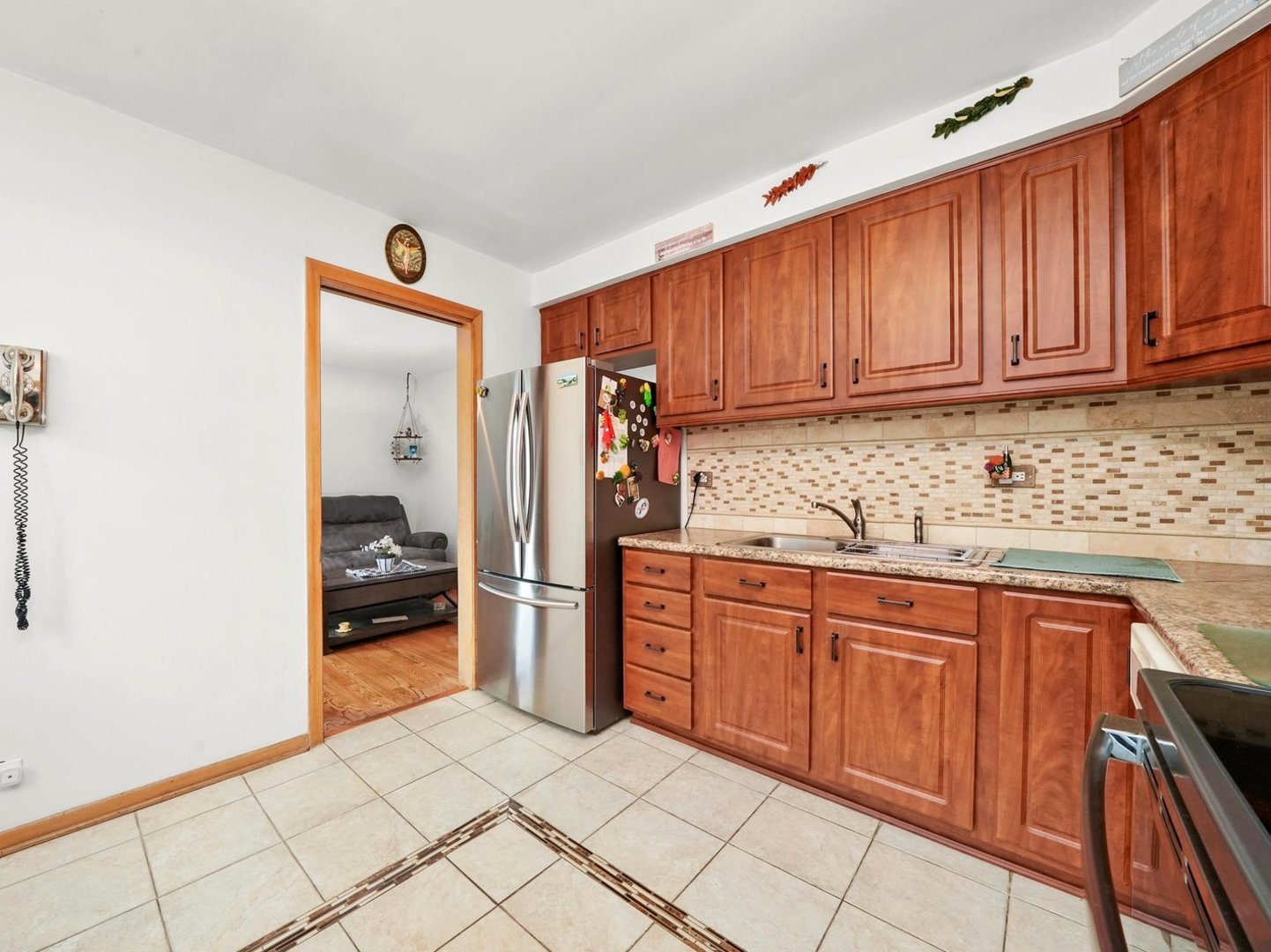 10351 Dickens Street Unit: 1W