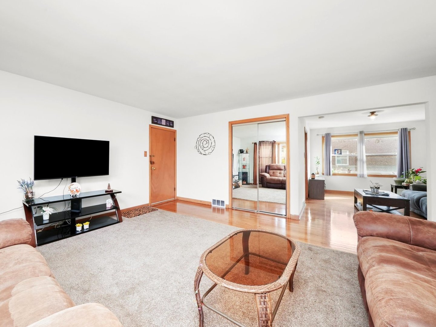 10351 Dickens Street Unit: 1W